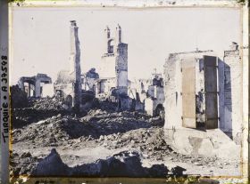 Image représentant Quartier arménien. Bâtiments en ruines