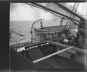 Image représentant Vue de l'entrepont, vers l'arrière du bâteau