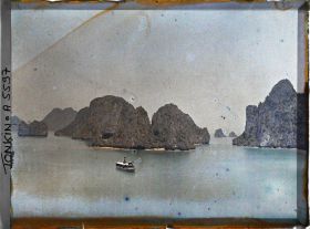 Image représentant Un bateau à vapeur dans le Cirque de la Surprise