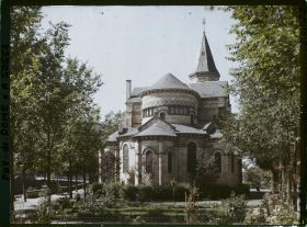 Image représentant France, La Bourboule, L'Abside de l'Eglise