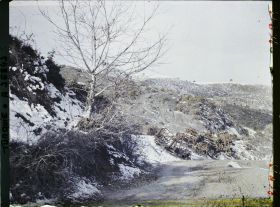 Image représentant Turquie, Entre Karakeui et Biledjik, Wagons précipités sur la route
