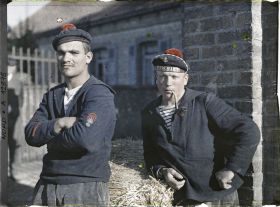 Image représentant Deux fusiliers marins, héros de Drie Grachten dans les Flandres