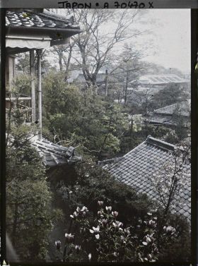 Image représentant Vue vers la ville depuis une auberge