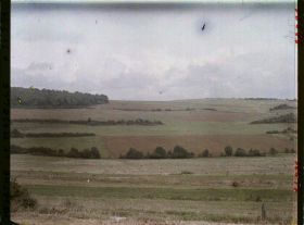 Image représentant France, Bois le Prêtre, Lisière est du Bois Le Prêtre et sol remis en Culture
