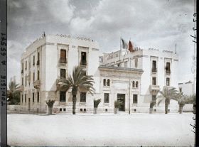 Image représentant Le bâtiment de la Compagnie des Phosphates et du Chemin de fer Sfax-Gafsa