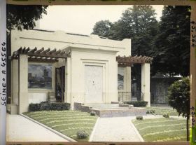 Image représentant L'Exposition des arts décoratifs, Pavillon du 7ème groupement économique régional de la Chambre de Commerce ou Pavillon de la ville de Limoges