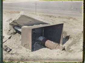 Image représentant Belgique, Middelkerke, Batterie Antwerpen (une pièce de 105 éclatée) autre aspect