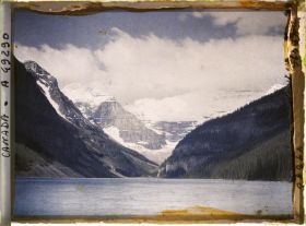 Image représentant Canada, Lac Louise, Le lac, les pics Victoria et Leffroy