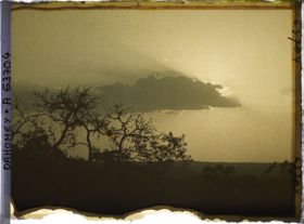 Image représentant Contre-jour vers les sources de la Pendjari