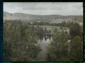 Image représentant France, Cahors, Le Lot vue prise de la Place Lafayette