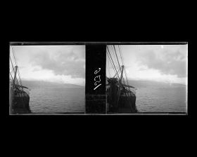 Image représentant Le steamer "Koréa" se dirige vers le port de Kobé