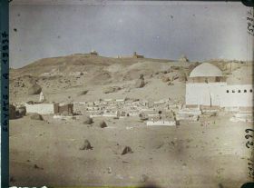 Image représentant Cimetière musulman aux abords de la ville