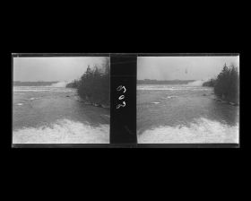 Image représentant Vue des tourbillons de la rivière Niagara prise de la rive américaine