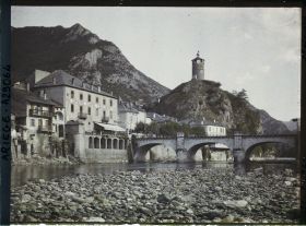 Image représentant L'Ariège, le pont et la tour de Castella