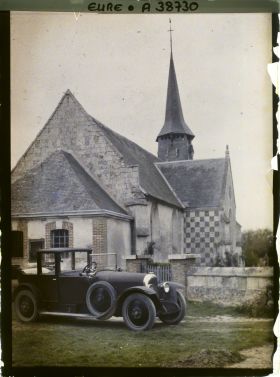 Image représentant Chapelle de l'église Saint-Maclou où furent conduits la princesse et le prince Kitashirakawa, le prince Asaka et Mlle Sauvy suite à un accident de voiture