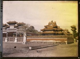 Image représentant Au nord-ouest de Zijincheng ("  cité Pourpre Interdite ")
