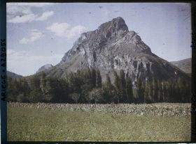 Image représentant Le Soudour vu de la route de Bompas