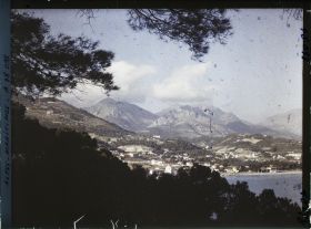 Image représentant Vue sur les environs de Menton, depuis le cap Martin