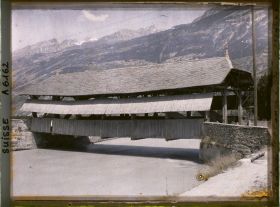 Image représentant Le pont couvert sur la Viège