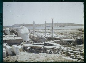 Image représentant Ensemble vers le Port Antique
