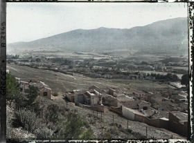 Image représentant La vallée de l'Ilissos qui baigne la plaine d'Athènes