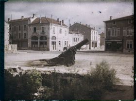Image représentant France, St Mihiel, Place du Canon