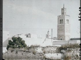 Image représentant Les minarets de la mosquée El Ksar et de la Grande Mosquée