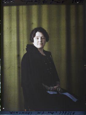 Image représentant Madame E.H. Crowthur