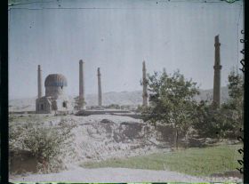 Image représentant Afghanistan, Hérat, Une vue s/ les ruines de la Mosquée