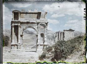 Image représentant Algérie, Djemila, Arc de Caracalla et Grand Temple