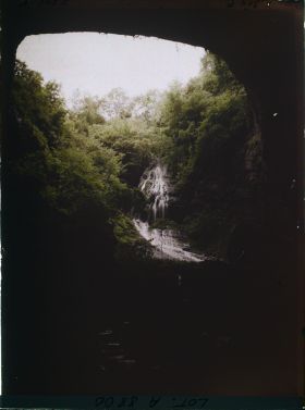 Image représentant France, Roc-Amadour, La chute du Réveillon et la cascade sur le tuf