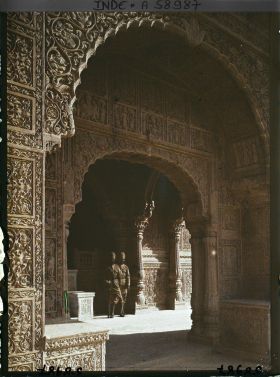 Image représentant Porche du palais de Lallgarh