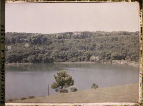 Image représentant France, Lac Mouriscot, Le lac Mouriscot et le Chau d'Ilbaritz
