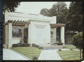 Image représentant L'Exposition des arts décoratifs, Pavillon du 7ème groupement économique régional de la Chambre de Commerce ou Pavillon de la ville de Limoges