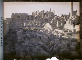 Image représentant Vue de la façade nord du temple d'Amon Râ
