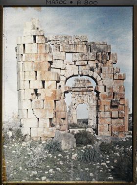 Image représentant Alignement de portes de deux monuments d'époque romaine