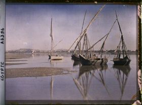 Image représentant Fellouques et bateaux sur le Nil