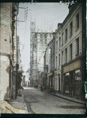 Image représentant France, Arras, Eglise St Nicolas en reconstruction