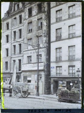 Image représentant Travaux d'assainissement du quai de l'Hôtel-de-Ville, au niveau de la rue du Paon blanc
