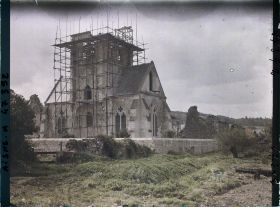 Image représentant France, Presles-et Boves, Eglise en reconstruction (Abside)