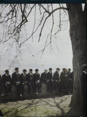 Image représentant Landsgemeinde du demi-canton d'Obwald au château de Landenberg