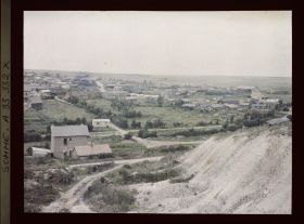 Image représentant France, Combles , Panorama de Combles pris de la route de Maurepas