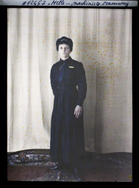 Image représentant Une machiniste de tramway