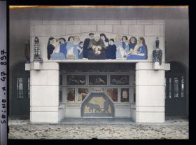 Image représentant L'Exposition des arts décoratifs, Pavillon de la Provence, sur le cours la Reine, Dans la cour du mas, cheminée de Dardé