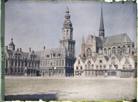 Image représentant Belgique, Furnes, Place de l'Hôtel de Ville
