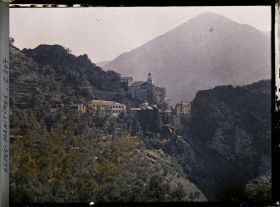 Image représentant Vue du village prise de la chapelle Saint-Roch