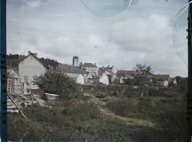 Image représentant France, Bourg et Comin, Vue Gle du Village