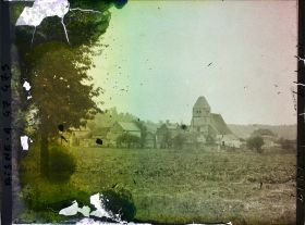 Image représentant France, Berny-Rivière, Vue s/ le Village dans la brume