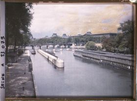 Image représentant Le barrage de la Monnaie, vue prise du Pont-Neuf