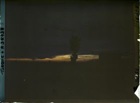 Image représentant Turquie, Scutari d'Asie, Coucher de Soleil vers la Marmara